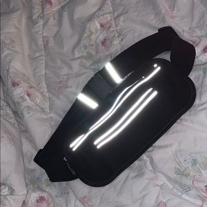 two-pocket Reflective Fanny Pack